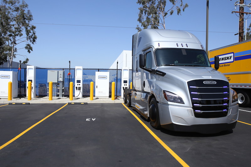 Penske Truck Leasing heavy duty electric vehicle charging station